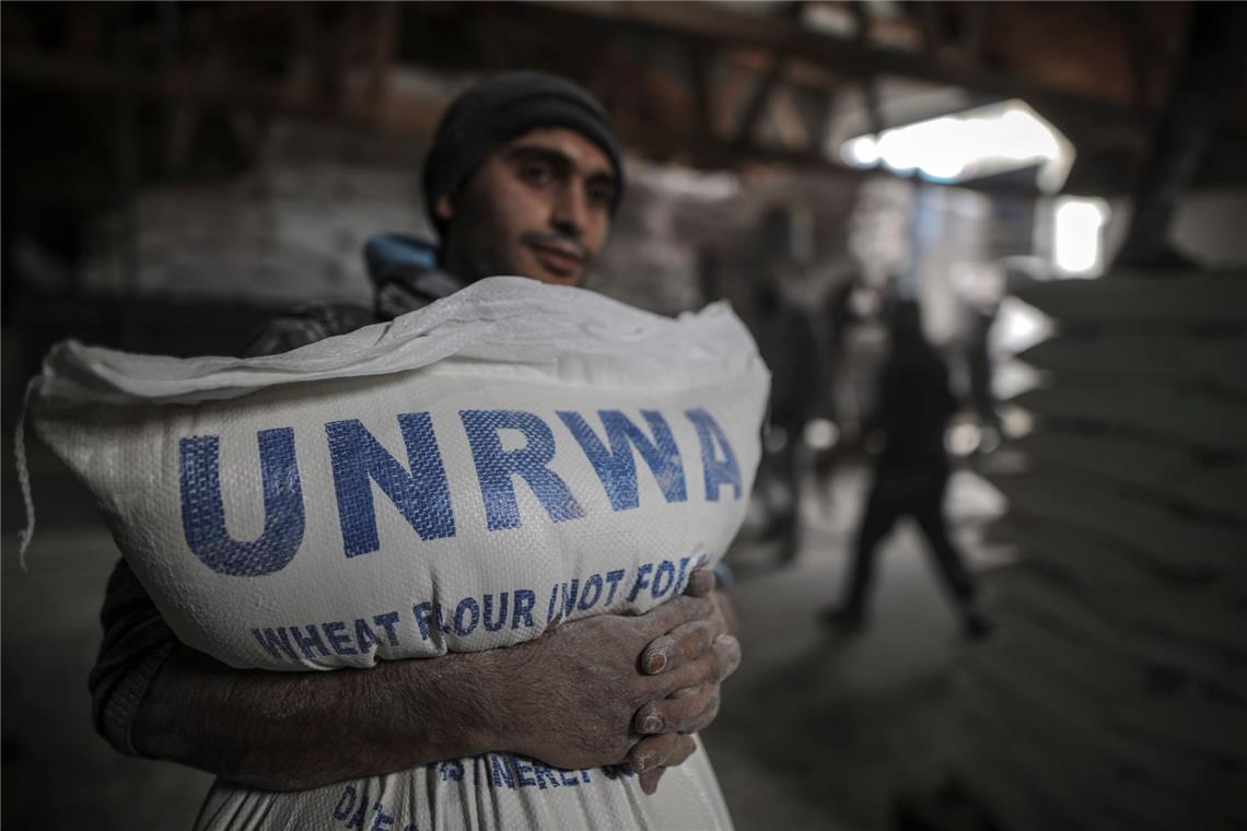 Israels Armee erklärt weitere Hamas-Geisel für tot Philippe Lazzarini, Generalkommissar des UN-Palästinenserhilfswerks (UNRWA), wirft Israel die Behinderung humanitärer Hilfe im Norden des Gazastreifens vor.