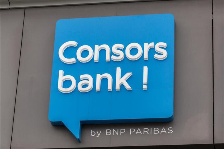 Phishing-Warnung bei der Consorsbank: Betrüger fordern zur Bestätigung der Telefonnummer auf. Erfahren Sie, welche Anzeichen auf die Fake-Mail hinweisen und wie Sie reagieren sollten.