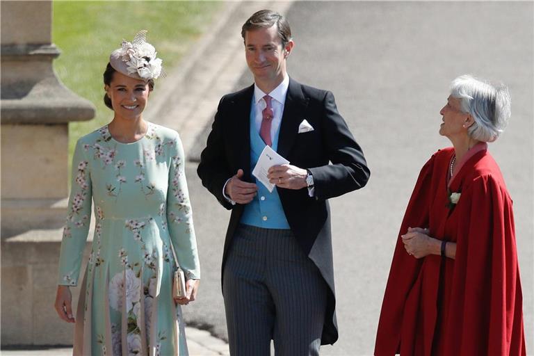 Pippa Middleton (l.) und James Matthews im Jahr 2018 bei der Hochzeit von Prinz Harry und Meghan Markle.