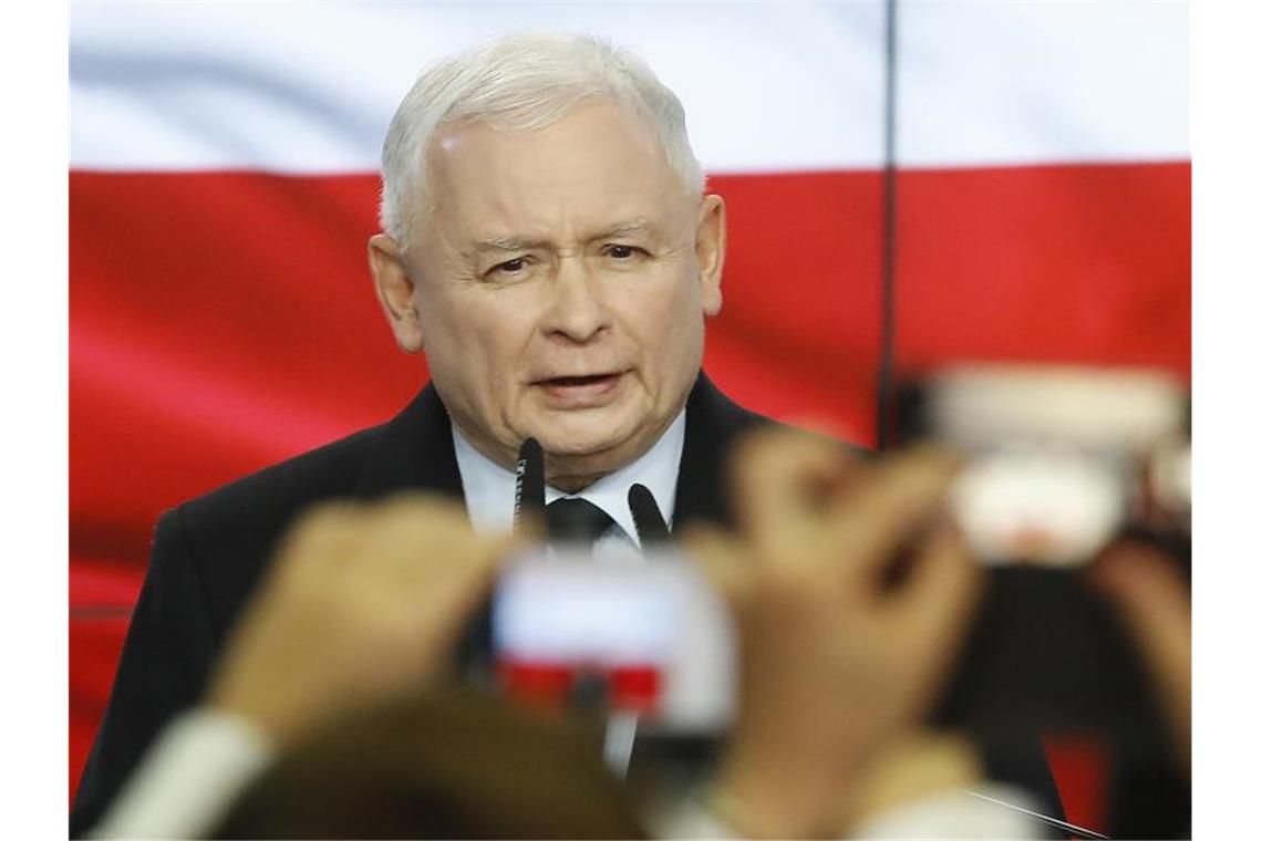 Chaos vor Präsidentenwahl in Polen wächst PiS-Chef Jaroslaw Kaczynski bemühte sich in den vergangenen Tagen, die Abtrünnigen auf Kurs zu bringen - offenbar vergeblich. Foto: Str/AP/dpa