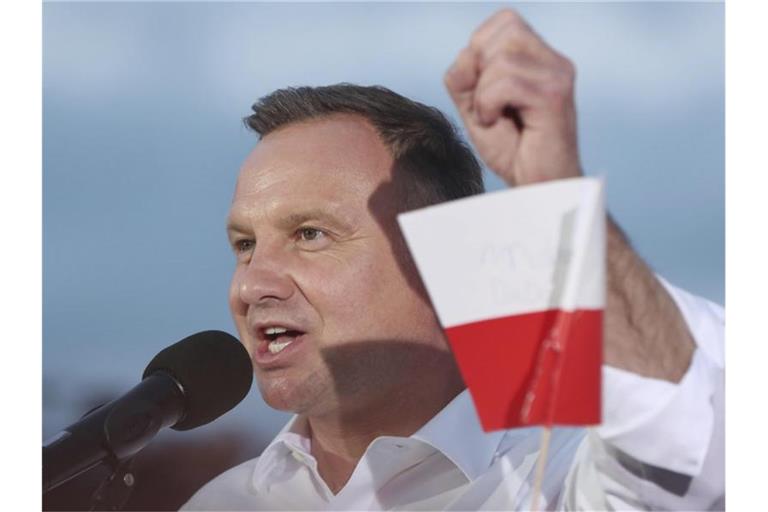 PiS-Präsidentschaftskandidat Andrzej Duda bei einer Wahlkampfveranstaltung im polnischen Lomza. Foto: Czarek Sokolowski/AP/dpa