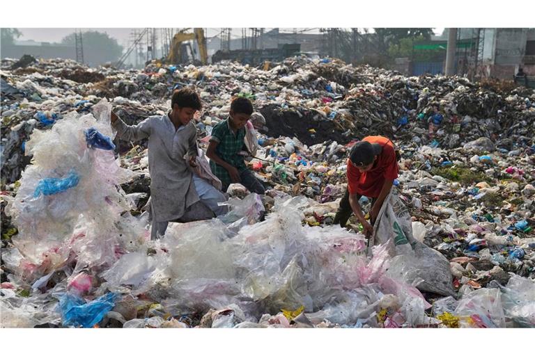 Plastikabfall wird auch exportiert und vermüllt viele Entwicklungsländer (Symbolbild)