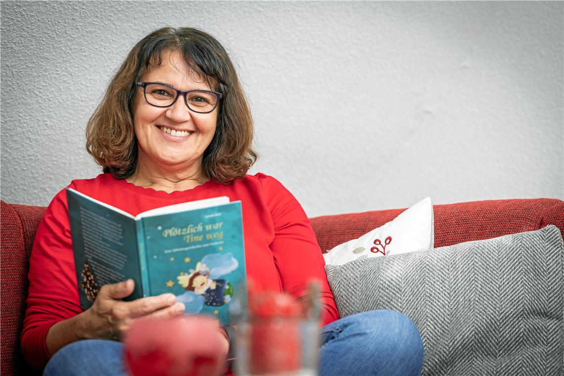 Eine Adventsgeschichte zum Vorlesen für Kinder „Plötzlich war Tine weg“ ist Carola Betz’ erstes Buch. Foto: Alexander Becher