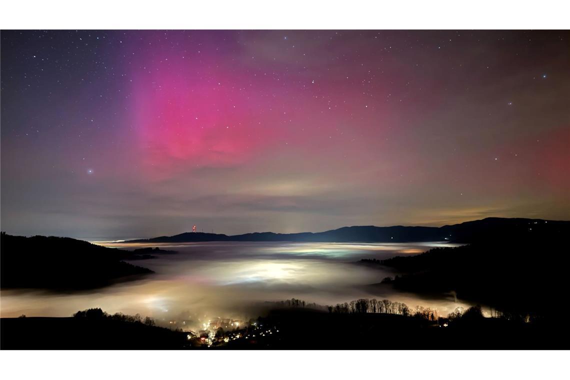Polarlicht überm Wolkenteppich