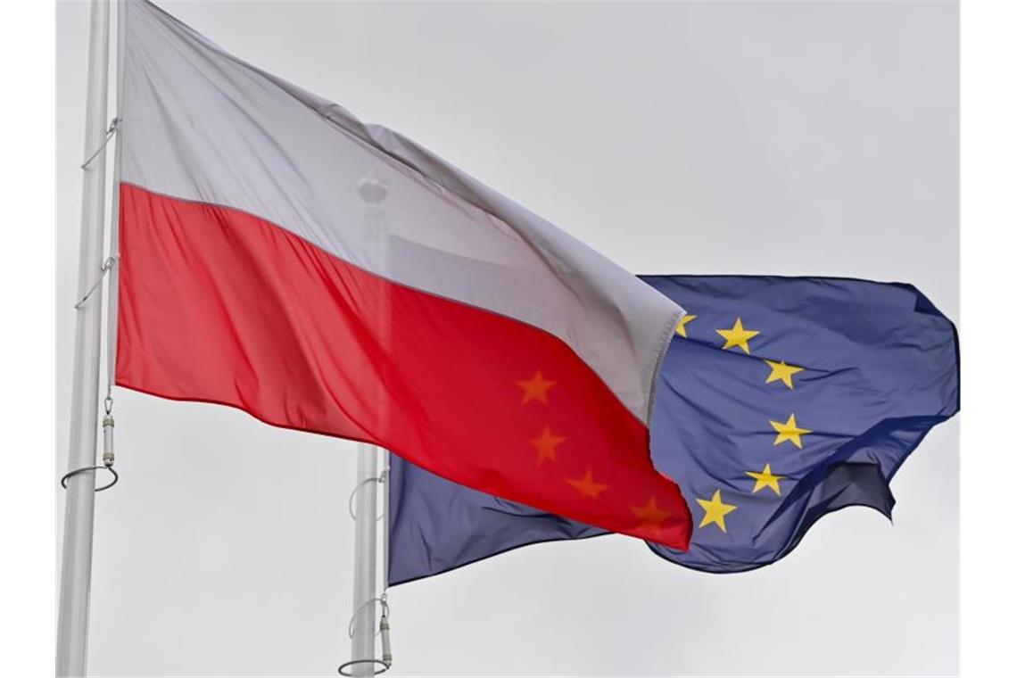 EuGH-Urteil zu Polen: Eine Million Euro Zwangsgeld pro Tag Polen soll ein tägliches Zwangsgeld in Höhe von einer Million Euro zahlen, bis das Land Vorgaben zu umstrittenen Justizreformen umsetzt. Foto: Patrick Pleul/dpa-Zentralbild/ZB