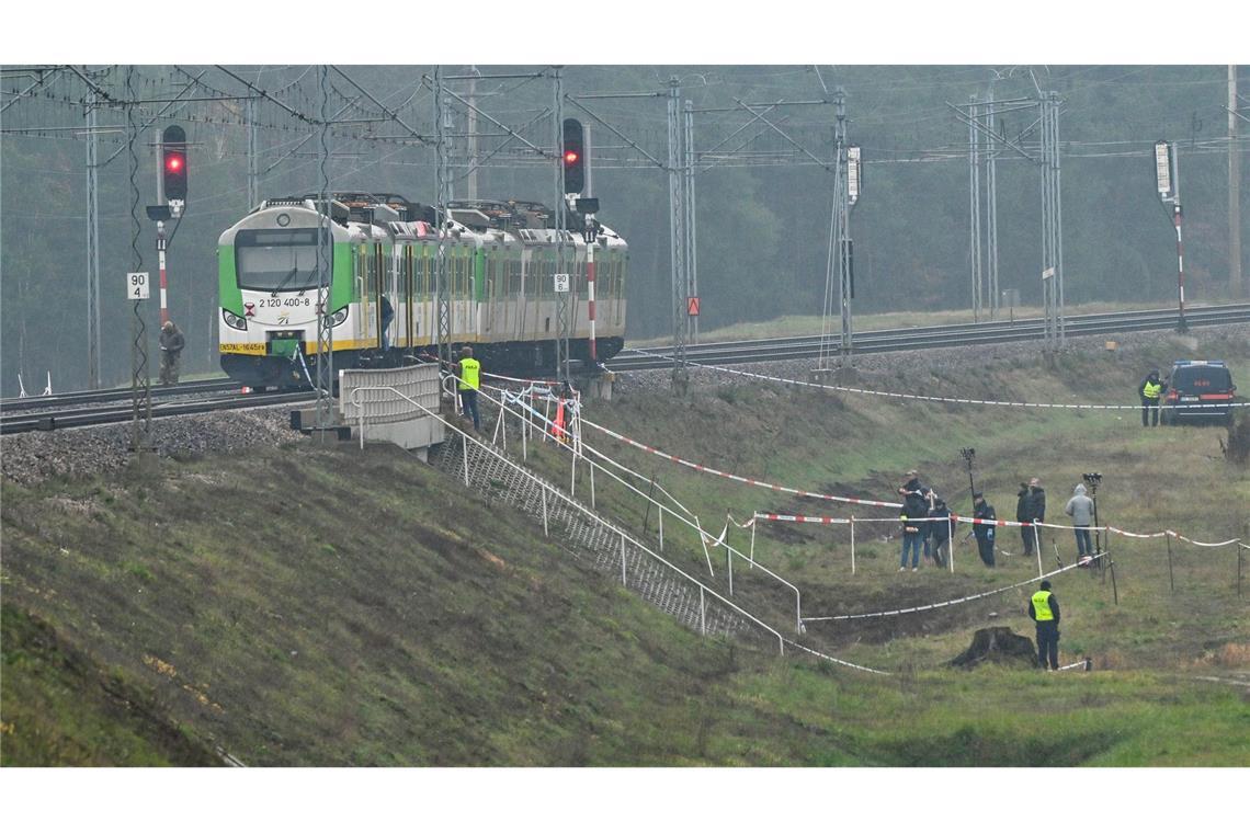 Polen verdächtigt zwei Ukrainer, im Auftrag Moskaus einen Anschlag auf eine Bahnstrecke ausgeführt zu haben. (Archivbild)