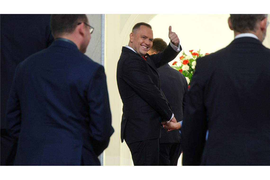 Polens neuer Präsident Karol Nawrocki vereidigt Polens neuer Präsident Karol Nawrocki hat den Amtseid abgelegt. (Foto aktuell)