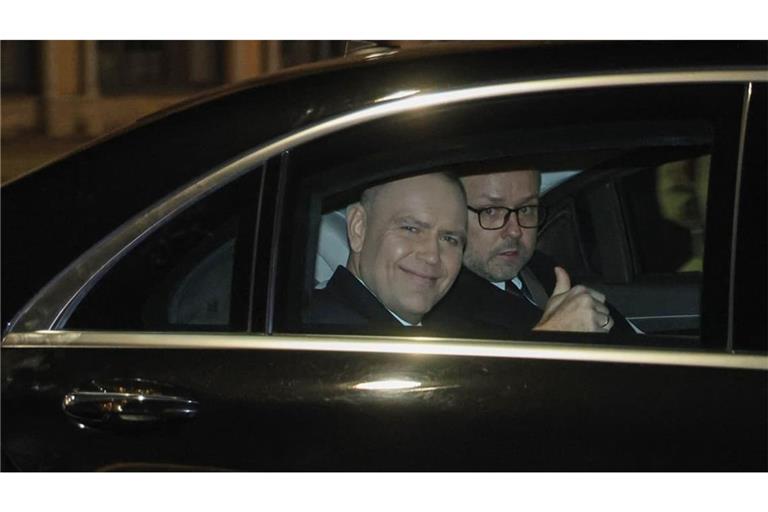 Polens Präsident Karol Nawrocki bei seiner Ankunft im Präsidentenpalast in Warschau.