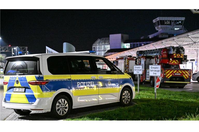 Polizei und Feuerwehr waren am Münchner Flughafen im Einsatz.