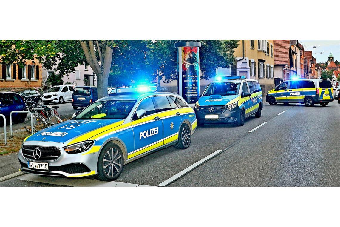 Straftaten-Alarm in sechs Stadtbezirken Polizeieinsatz 2024 in Feuerbach – und was sagt die jüngste Kriminalstatistik über den Stadtbezirk aus?