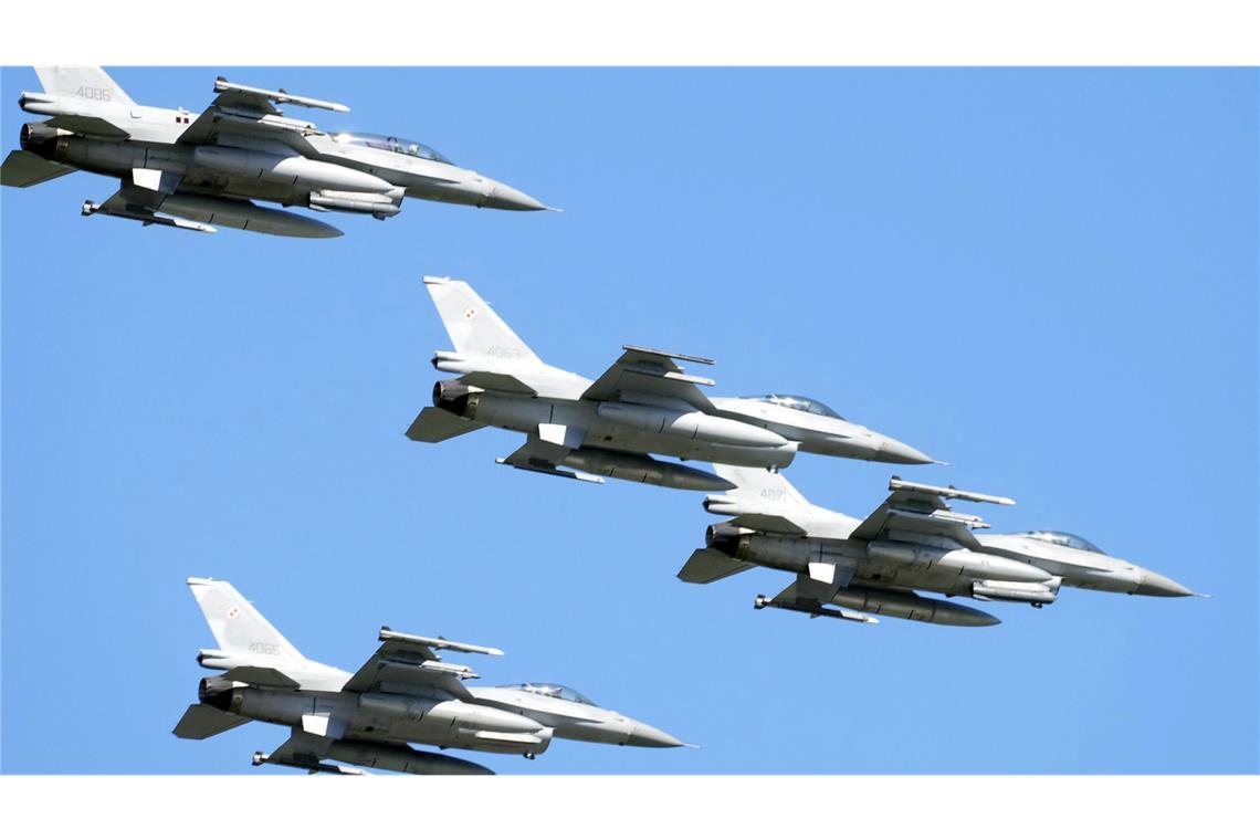 Beistandspflicht könnte greifen Polnische Luftwaffe in Alarmbereitschaft.