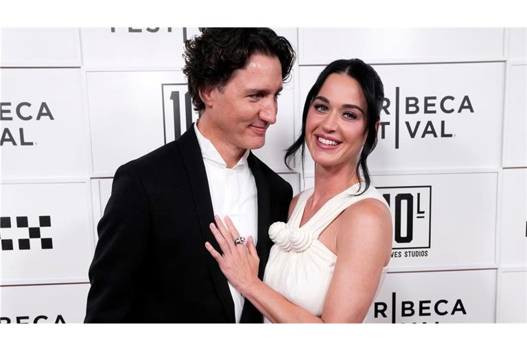 Popstar Katy Perry (41) hat sich bei der Premiere ihres neuen Films erstmals mit ihrem Partner, dem früheren kanadischen Premierminister Justin Trudeau (54), auf dem roten Teppich gezeigt.