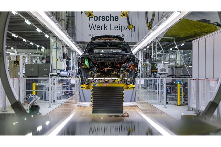 Porsche hat den offiziellen Start der Elektromobilität in Leipzig gefeiert.