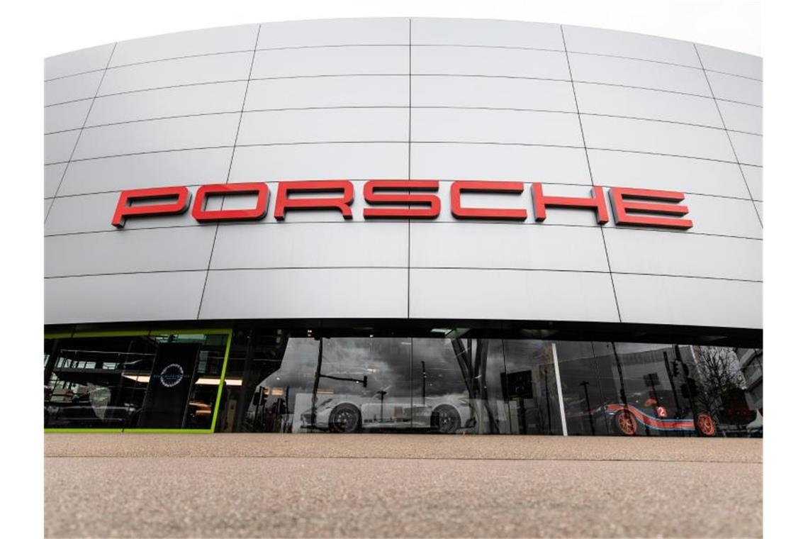Porsche-Börsengang könnte bis Jahresende stehen Porsche ist ein zentraler Ertragsbringer für die Volkswagen-Gruppe. Foto: Christoph Schmidt/dpa