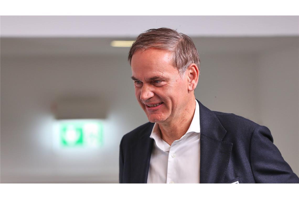 VW-Aktionäre fordern Blumes Rückzug von Porsche-Spitze Porsche und VW-Chef Oliver Blume.