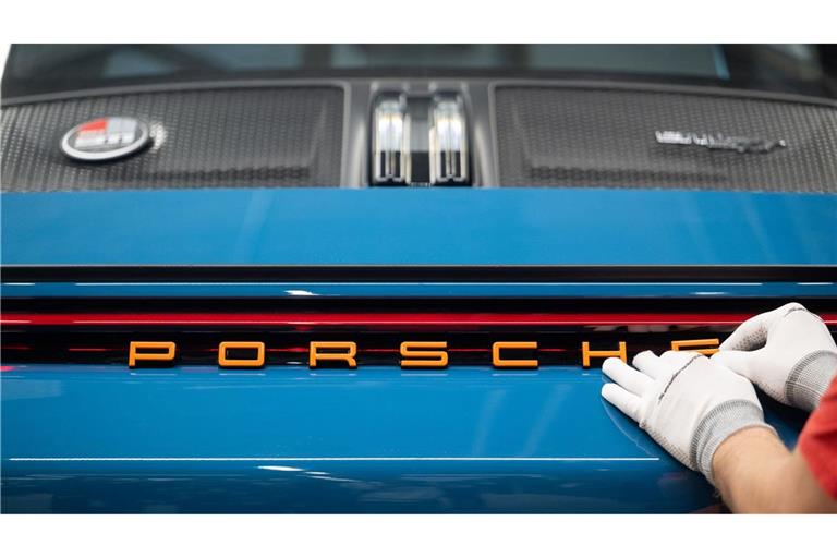 Porsche will laut einen "Spiegel"-Bericht Batterie-Tochter Cellforce fast komplett abwickeln. (Archivbild)