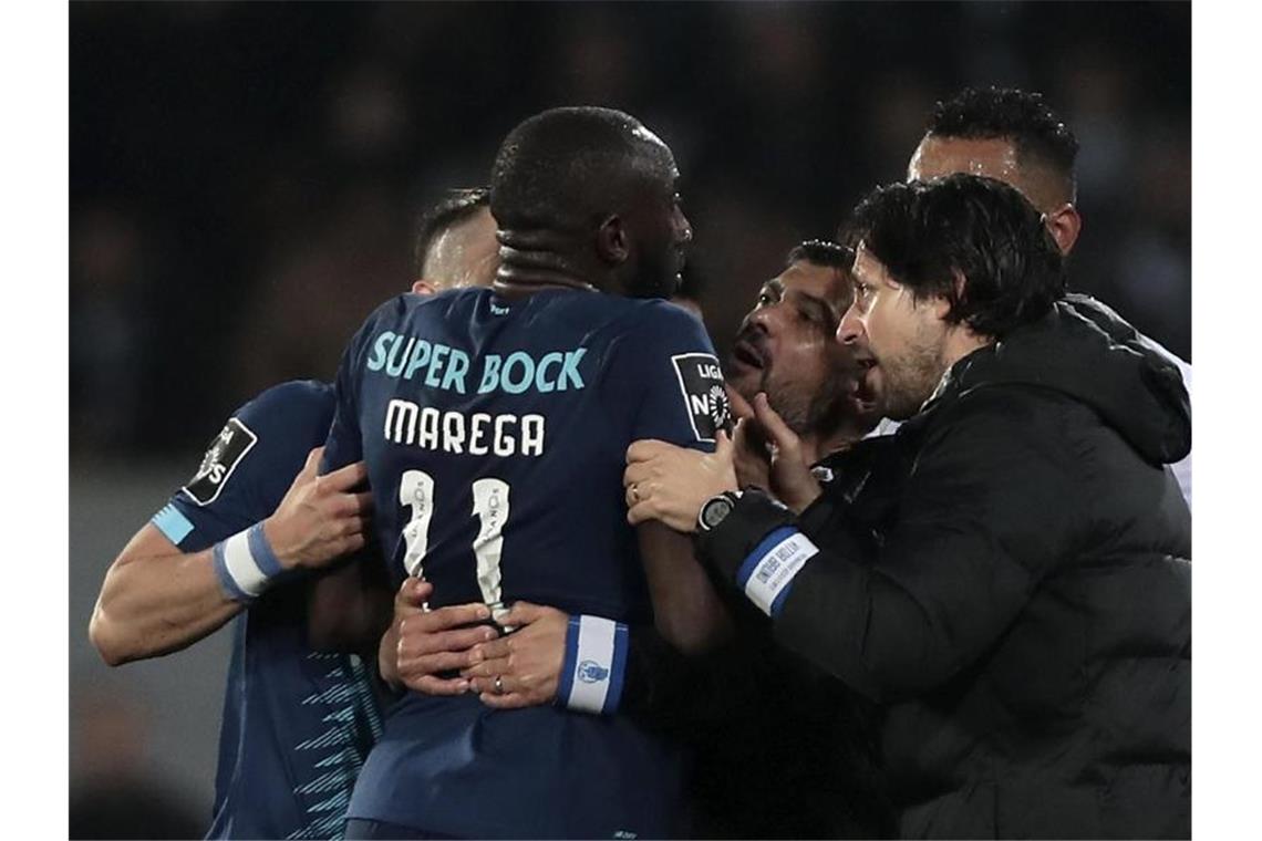 Portos Moussa Marega ist gegen Vitoria Guimares Opfer von rassistischen Beleidigungen geworden. Foto: --/AP/dpa