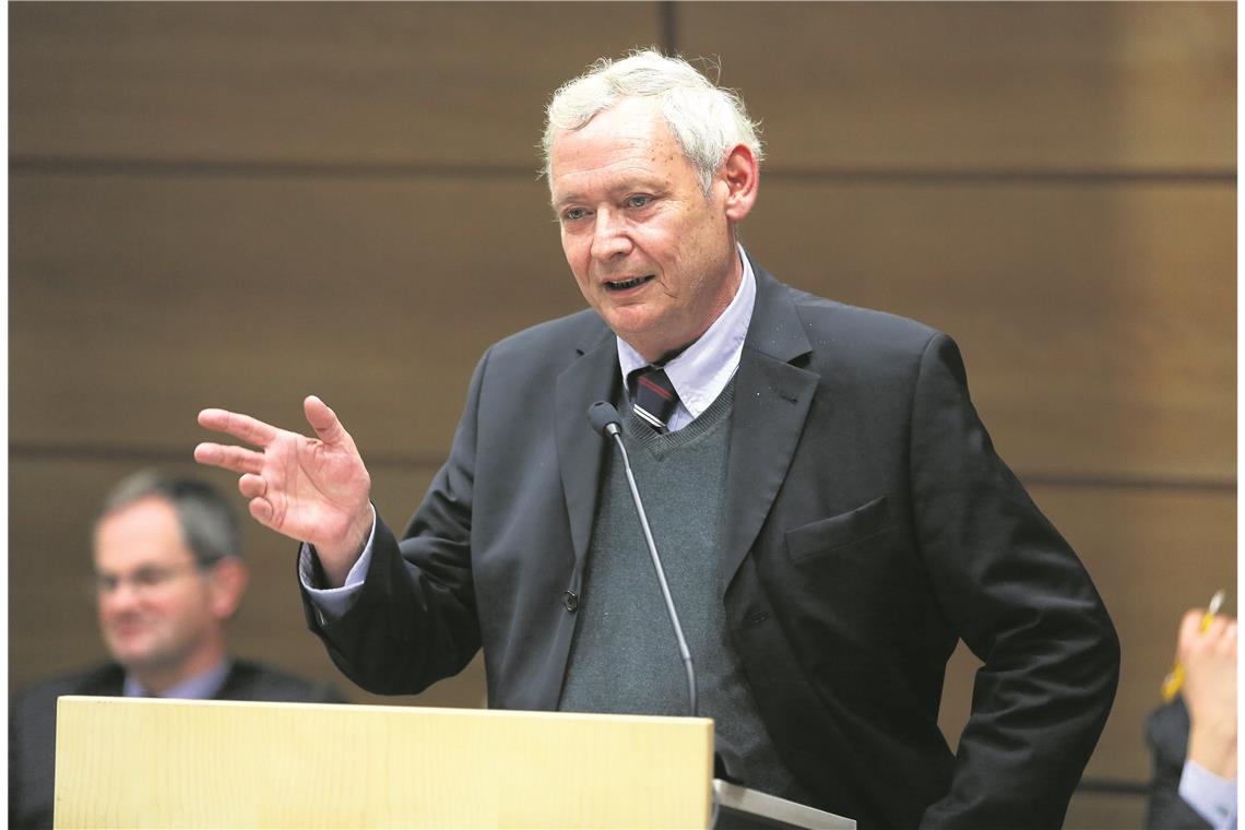 Trauer um Alt-Stadtrat Schwalbe Prägende Persönlichkeit in Backnangs Kommunalpolitik: Wolfgang Schwalbe. Archivfoto: E. Layher