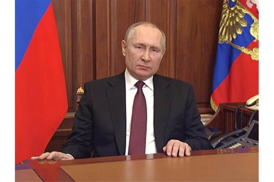 „Wahnsinn hat gesiegt“: Putin entsetzt die Welt Präsident Putin bei seiner TV-Ansprache. Foto: --/Russian President Press Office/TASS/dpa