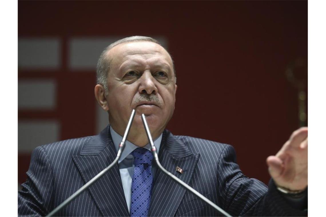 Präsident Recep Tayyip Erdogan rief eine Sondersitzung in Ankara ein, um über die Lage in Idlib zu sprechen. Foto: Uncredited/Presidential Press Service/dpa