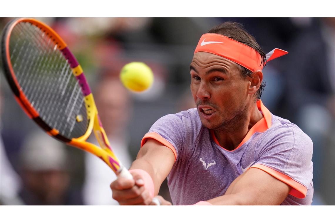 Präzision und Kraft: Während der ATP-Tour Mutua Madrid Open entgleiten Rafael Nadal aus Spanien kurz die Gesichtszüge. Das Spiel entscheidet er jedoch für sich und steht nun im Achtelfinale.