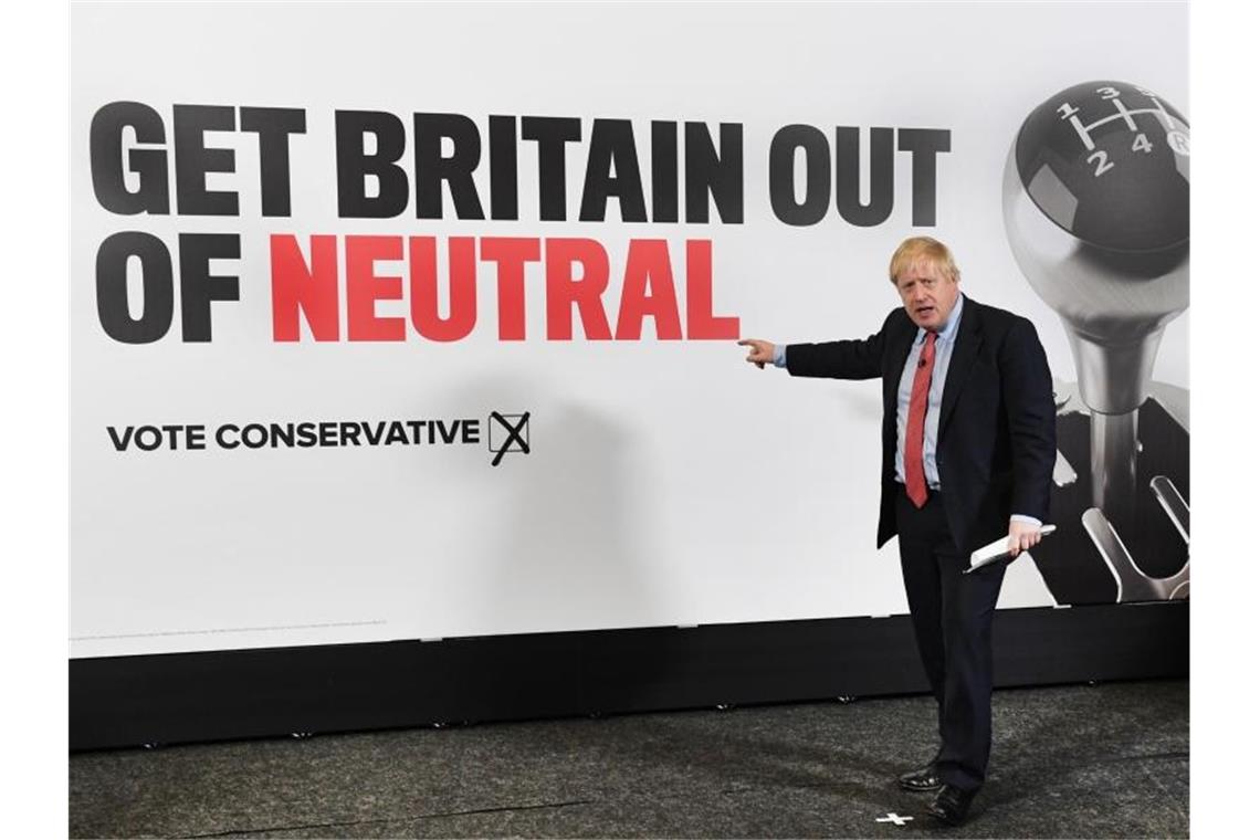 Wahlkampf in Großbritannien auf Zielgerade - Labour holt auf Premier Johnson hofft bei der Parlamentswahl auf eine satte Mehrheit, um sein Brexit-Abkommen durchs Parlament zu bringen zu können. Foto: Stefan Rousseau/PA Wire/dpa