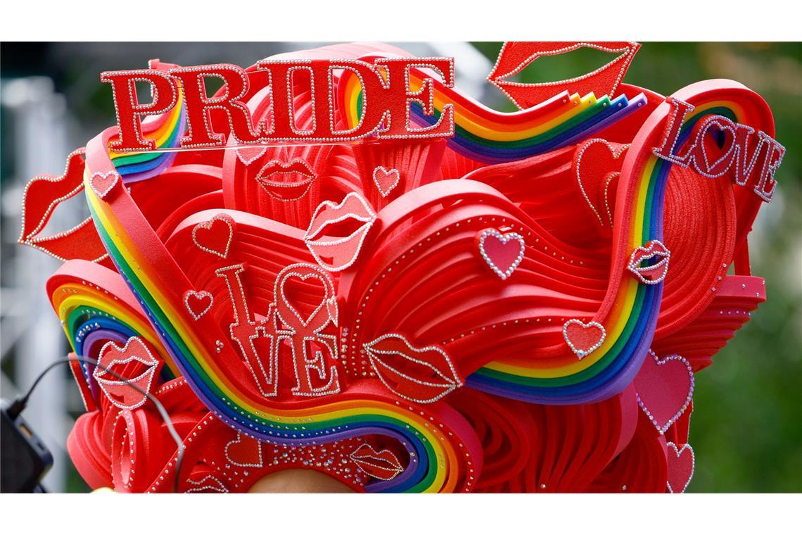 Pride and Love - Pride-Parade in Berlin für Sichtbarkeit und Schutz