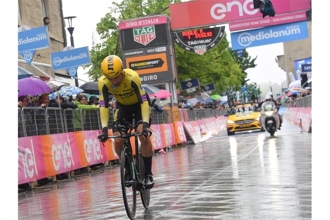 Primoz Roglic gewann das Einzelzeitfahren der 9. Etappe des Giro d'Italia. Foto: Gian Mattia D'albert/Lapresse.Gm/Lapresse via ZUMA Press