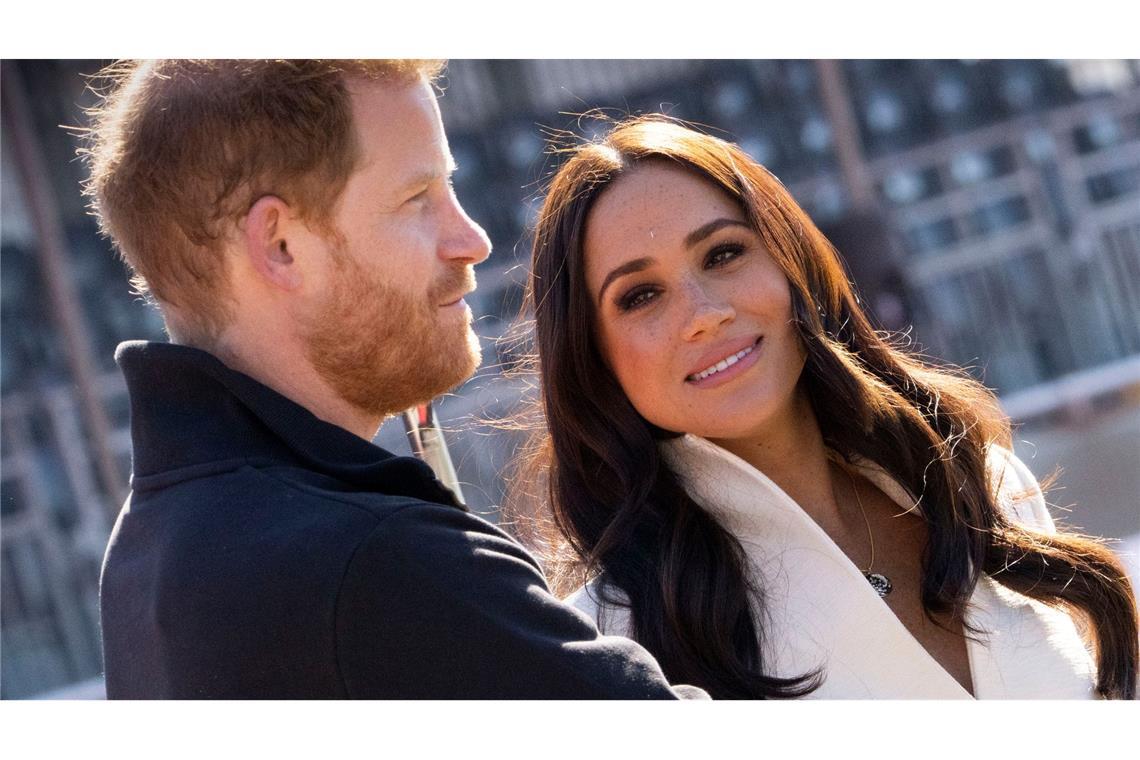 Mit der Prinzessin im Arm: Meghan zeigt Geburtstagsfotos Prinz Harry und Herzogin Meghan haben zwei Kinder.