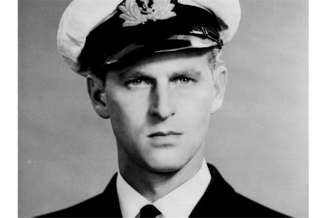 Prinz Philip als Leutnant in der Royal Navy (1946). Foto: Pa/PA Wire/dpa
