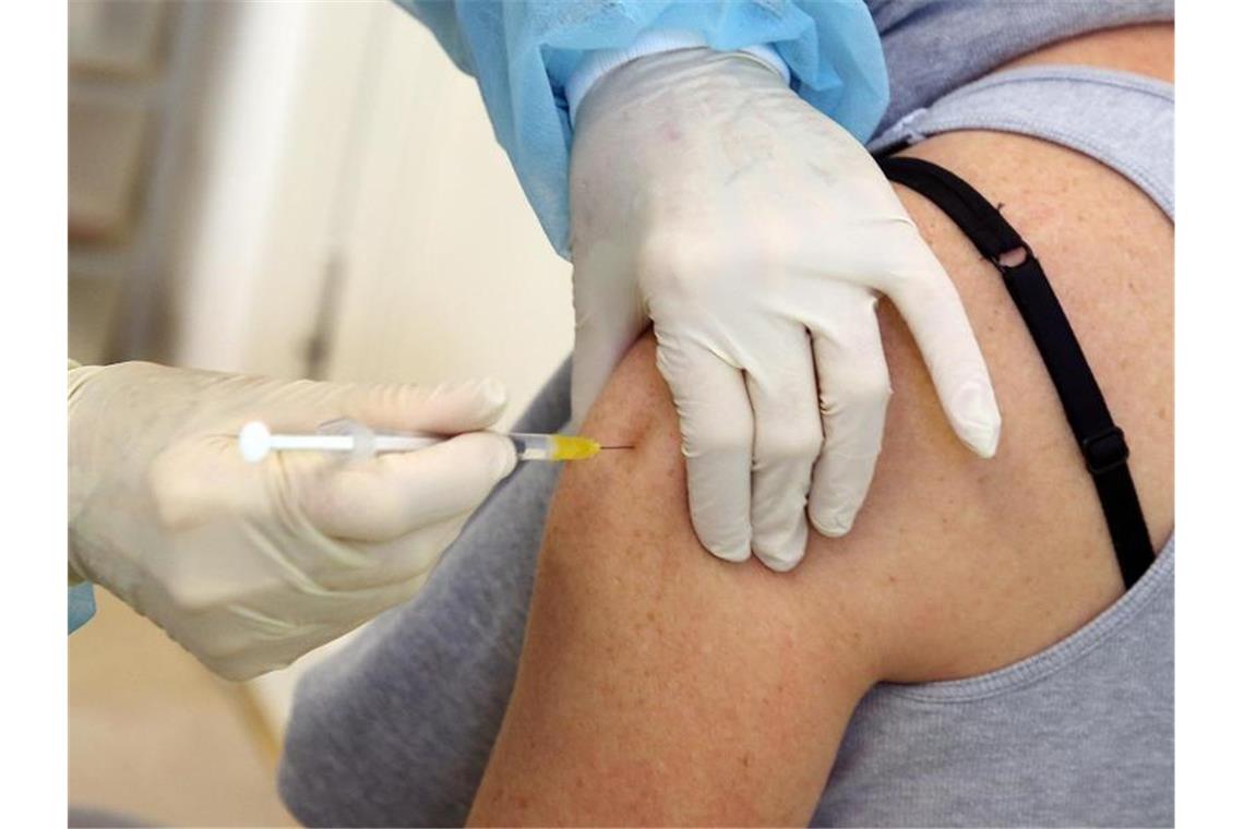 Pro oder Contra allgemeine Impfpflicht? Die Deutschen haben ihre Meinung geändert. Foto: Wolfgang Kumm/dpa