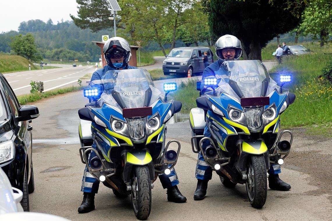 Probleme mit Motorradfahrern auf der Sulzbacher Steige sind bekannt. Die Zweiradfahrer standen daher besonders im Fokus der Kontrollen von Landratsamt und Polizei im Juni. Archivfoto: J. Fiedler