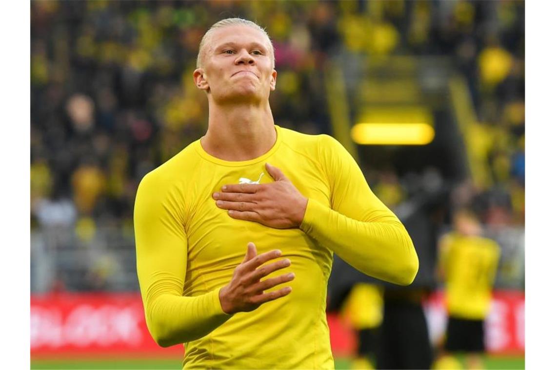 Prognostiziert bald zurück zu sein: Star-Stürmer Erling Haaland vom BVB. Foto: Bernd Thissen/dpa