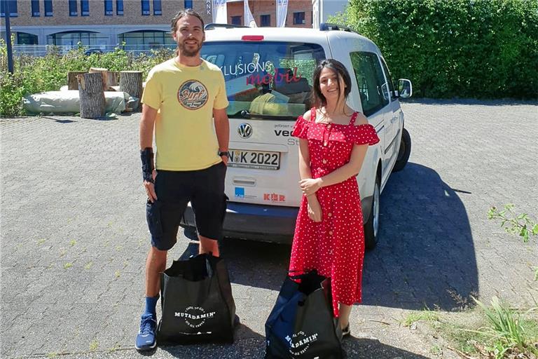 Projektleiter Jochen Schneider freut sich, dass sich viele Geflüchtete bei dem Projekt engagieren, so wie etwa Lava aus Syrien. Foto: privat