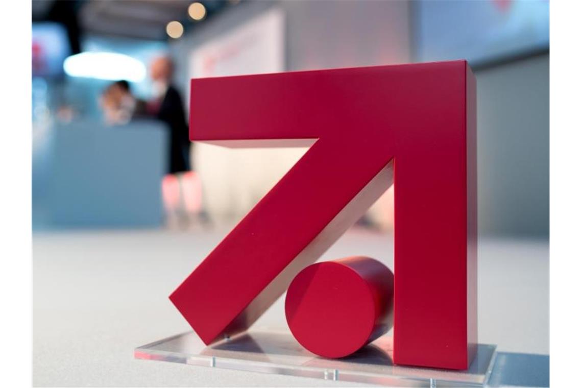 Ein Meilenstein: ProSiebenSat.1 startet Streaming-Plattform ProSiebenSat.1 leidet wie andere Fernsehsender unter dem Rückgang der Werbeerlöse. Statt fernzusehen, surfen viele Zuschauer lieber im Internet oder wandern zu Dienstleistern wie Netflix ab. Foto: Sven Hoppe