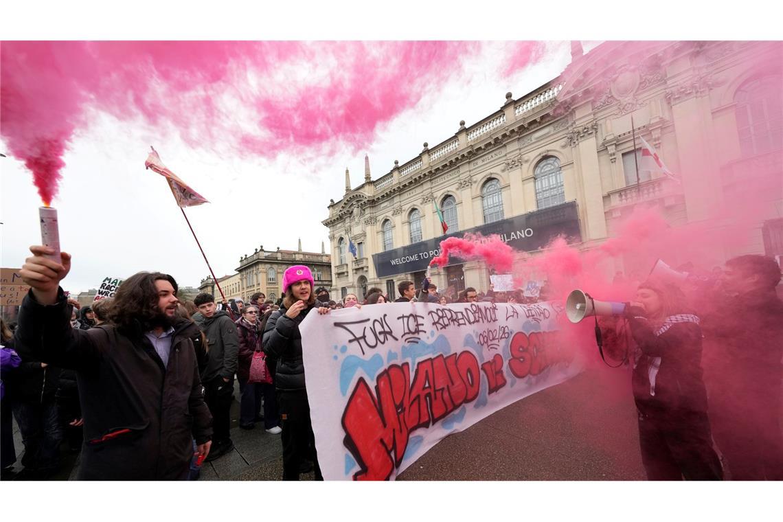 Proteste gegen US-Einwanderungspolizei ICE am Rande der Olympischen Winterspiele in Mailand