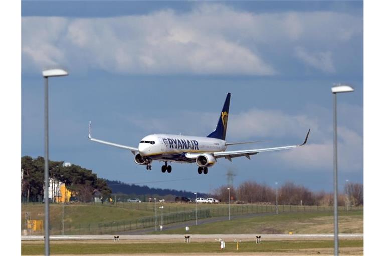 Punktlandung für Ryanair: Im Kampf gegen staatliche Corona-Hilfen für die Konkurrenz konnte die Fluggesellschaft einen Teilerfolg erzielen. Foto: Soeren Stache/dpa-Zentralbild/dpa