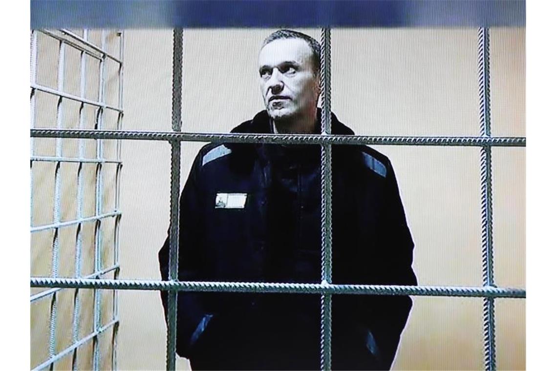 Kremlgegner Nawalny zu neun Jahren Straflager verurteilt Putin-Gegner Alexej Nawalny verbüßt bereits eine mehrjährige Haftstrafe in einem Straflager in Pokrow, rund 100 Kilometer östlich von Moskau. Foto: Evgeny Feldman/Meduza/AP/dpa