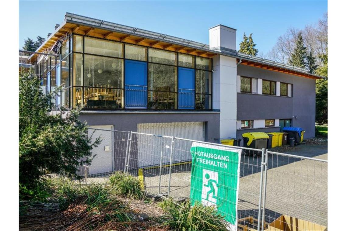 Quarantänezentrum für Flüchtlinge bleibt in Betrieb Quarantänezentrum für die Unterbringung von mit dem Coronavirus infizierten Geflüchteten. Foto: Sven Kohls/SDMG/dpa/Archivbild