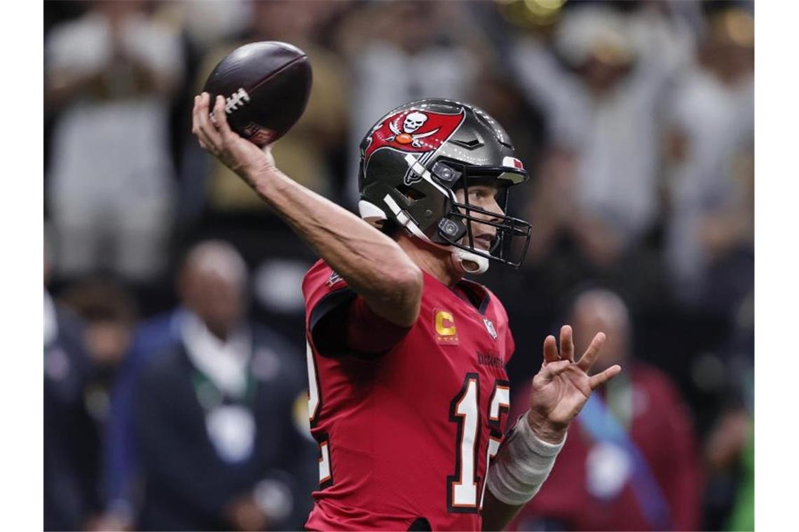 Quarterback Tom Brady führte die Tampa Bay Buccaneers zum Sieg. Foto: Butch Dill/FR111446 AP/dpa