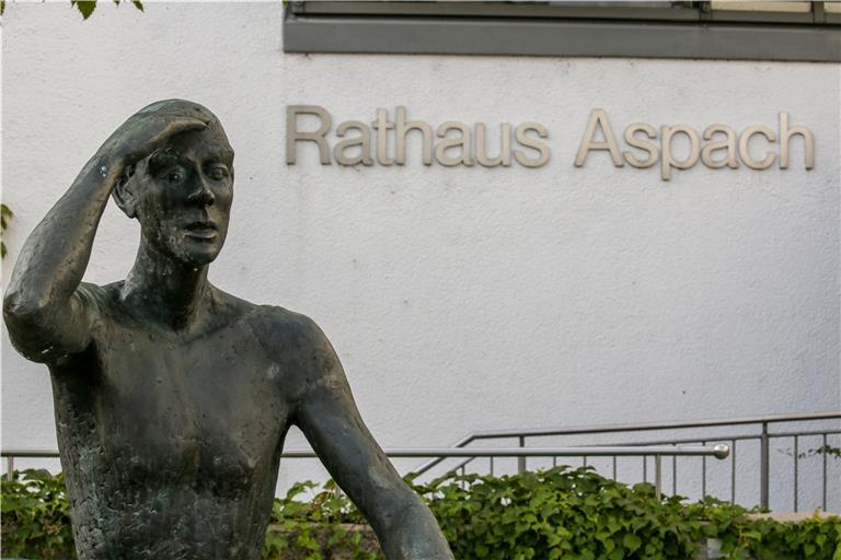 Quo vadis, Aspach? Das fragen sich inzwischen auch einige Bürgerinnen und Bürger. Archivfotos: Alexander Becher
