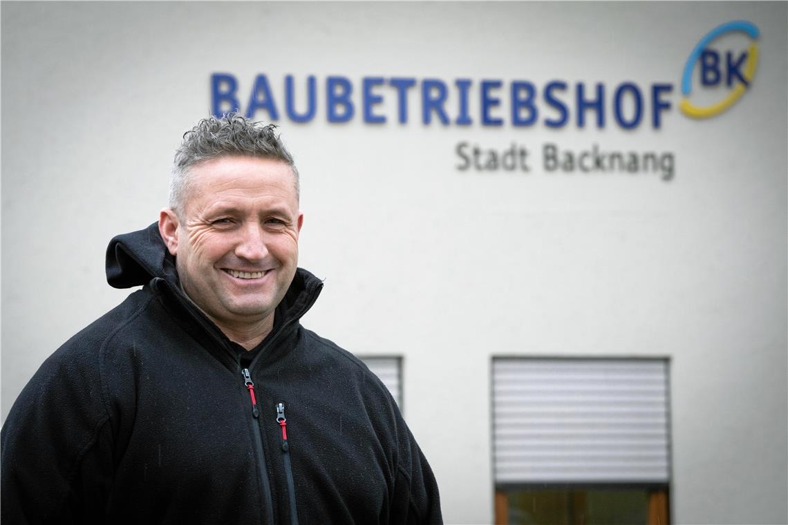 „Mit dem Team ist es mein Traumjob“ Rafael Bidlingmaier arbeitet zusammen mit der Stadtverwaltung an einem Modernisierungskonzept für den Baubetriebshof. Foto: A. Becher
