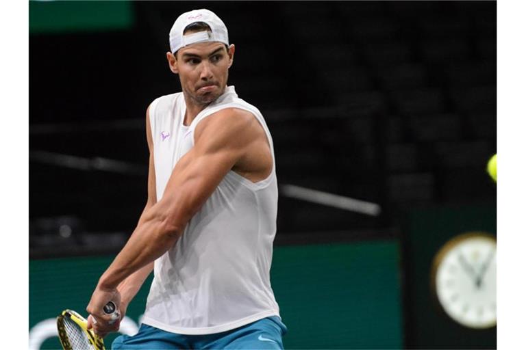 Rafael Nadal ist wegen einer Verletzung beim Masters-Turnier in Paris ausgestiegen. Foto: Christopher Levy/ZUMA Wire/dpa