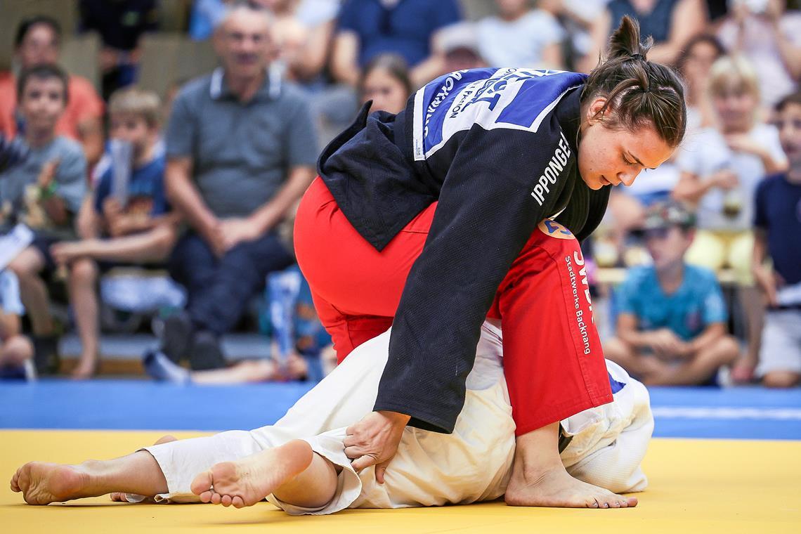 Rafaela Igl (oben) zeigt Ausdauer und Klasse, gewann sie bei den Play-offs in Bottrop doch alle sechs Kämpfe. Archivfoto: Alexander Becher