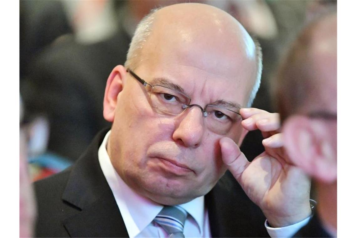 Rainer Wendt wird doch nicht Staatssekretär Rainer Wendt wird nach Widerstand in der Koalition doch nicht Staatssekretär in Sachsen-Anhalt. Foto: Martin Schutt/dpa-Zentralbild/dpa