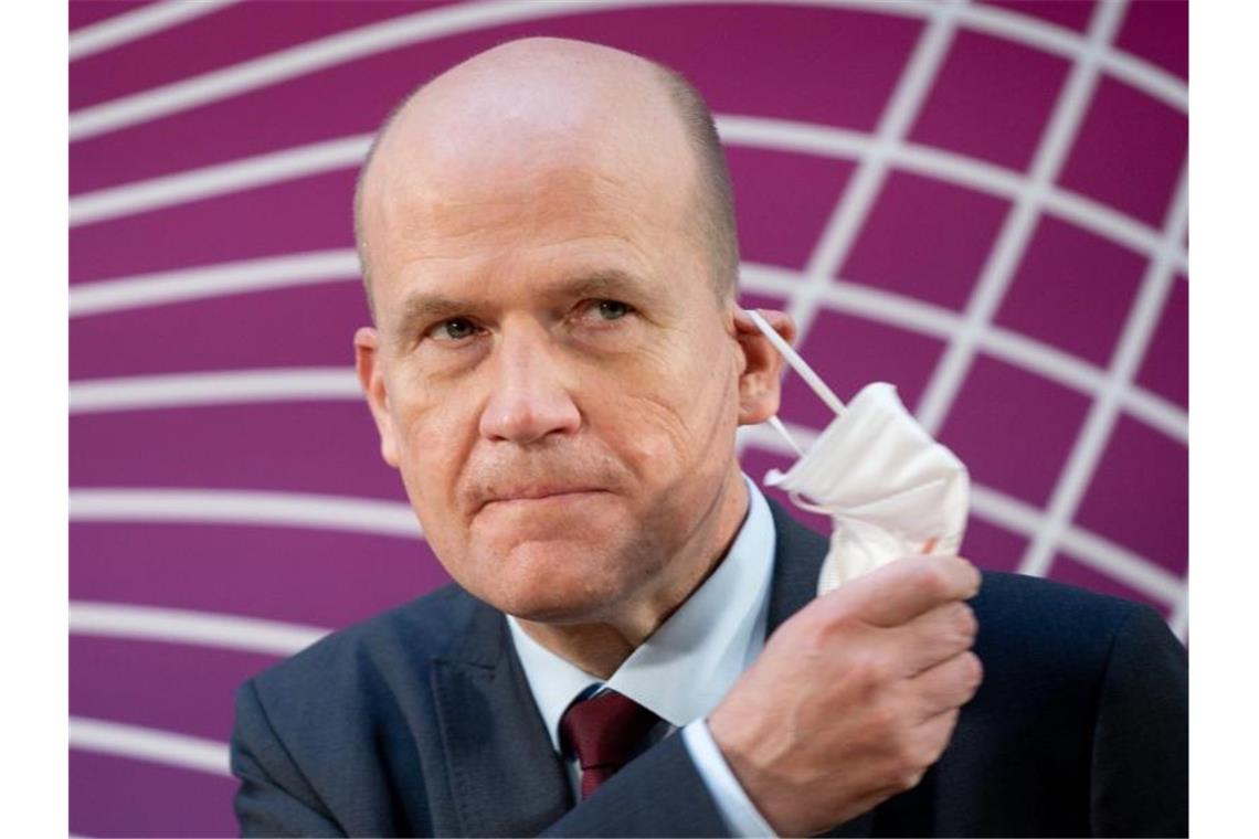 SPD setzt Gespräche über EEG-Gesetz aus Ralph Brinkhaus (CDU), Vorsitzender der CDU/CSU-Bundestagsfraktion. Foto: Kay Nietfeld/dpa/Archivbild
