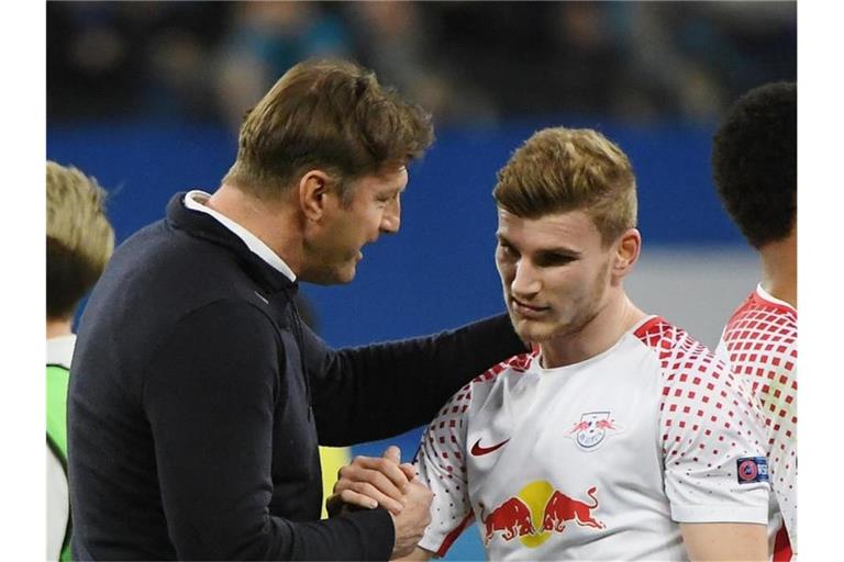 Ralph Hasenhüttl (l) trainierte Timo Werner in Leipzig. Foto: Hendrik Schmidt/dpa-Zentralbild/dpa