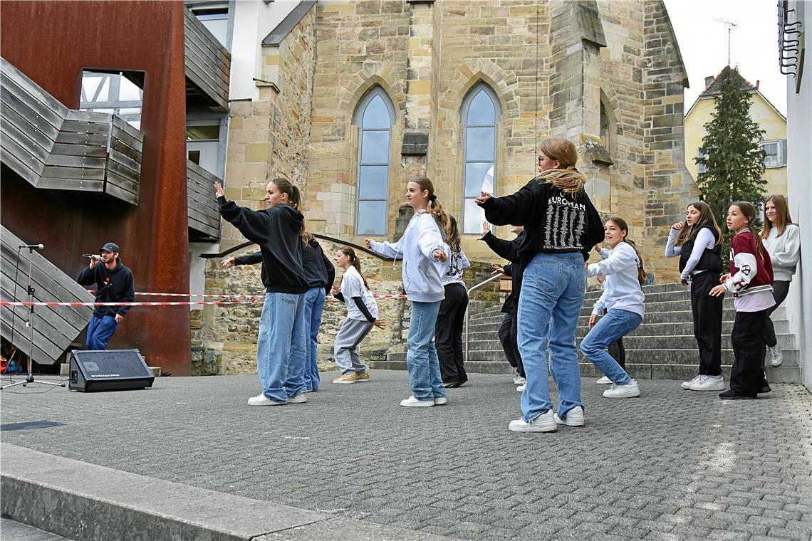 Rap & Soul, Music & Open Stage: Benny Redick wurde auf dem Markgrafenhof von ein...