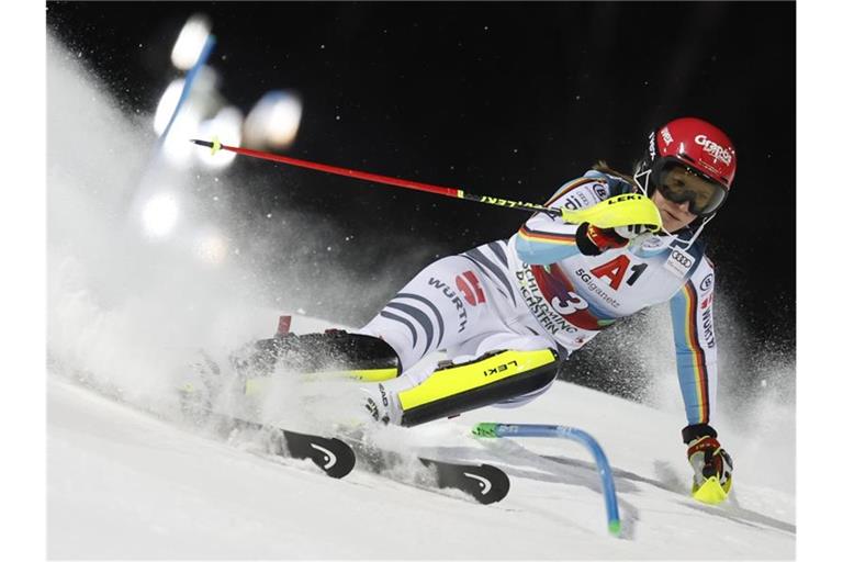 Rast beim Slalom in Schladming aufs Podest: Lena Dürr in Aktion. Foto: Erwin Scheriau/APA/dpa