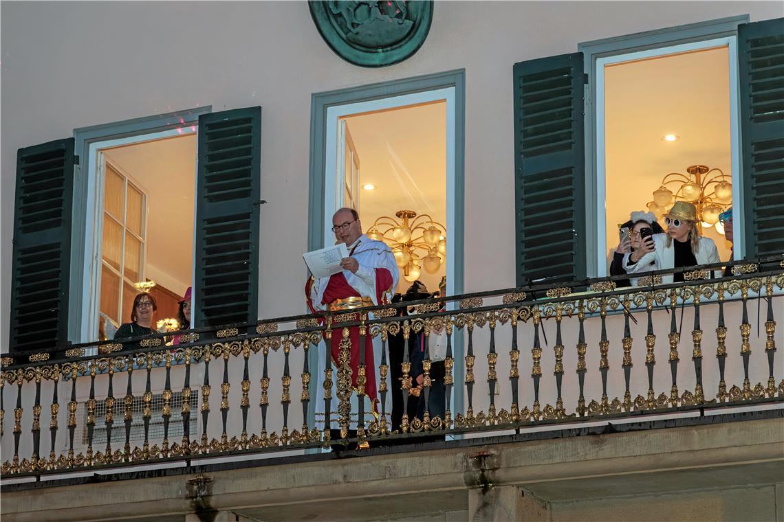 Rathaussturm 2026 in Murrhardt mit Narrentaufe und Narrenbaum stellen. Schuldes ...